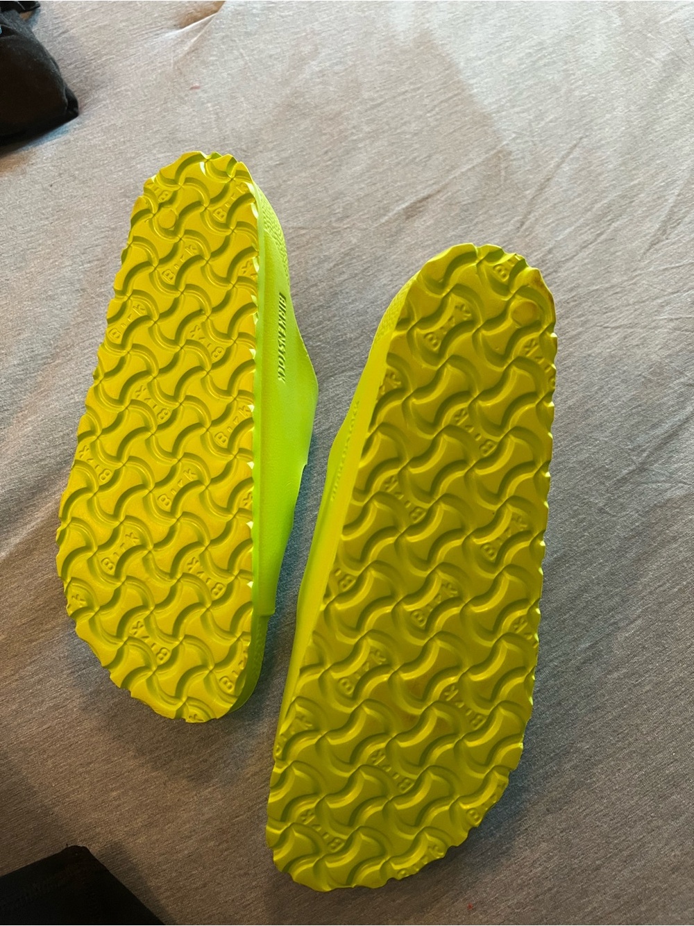 Birkenstock Neon lime green Arizona EVA Sandals - Picture 5 of 6
